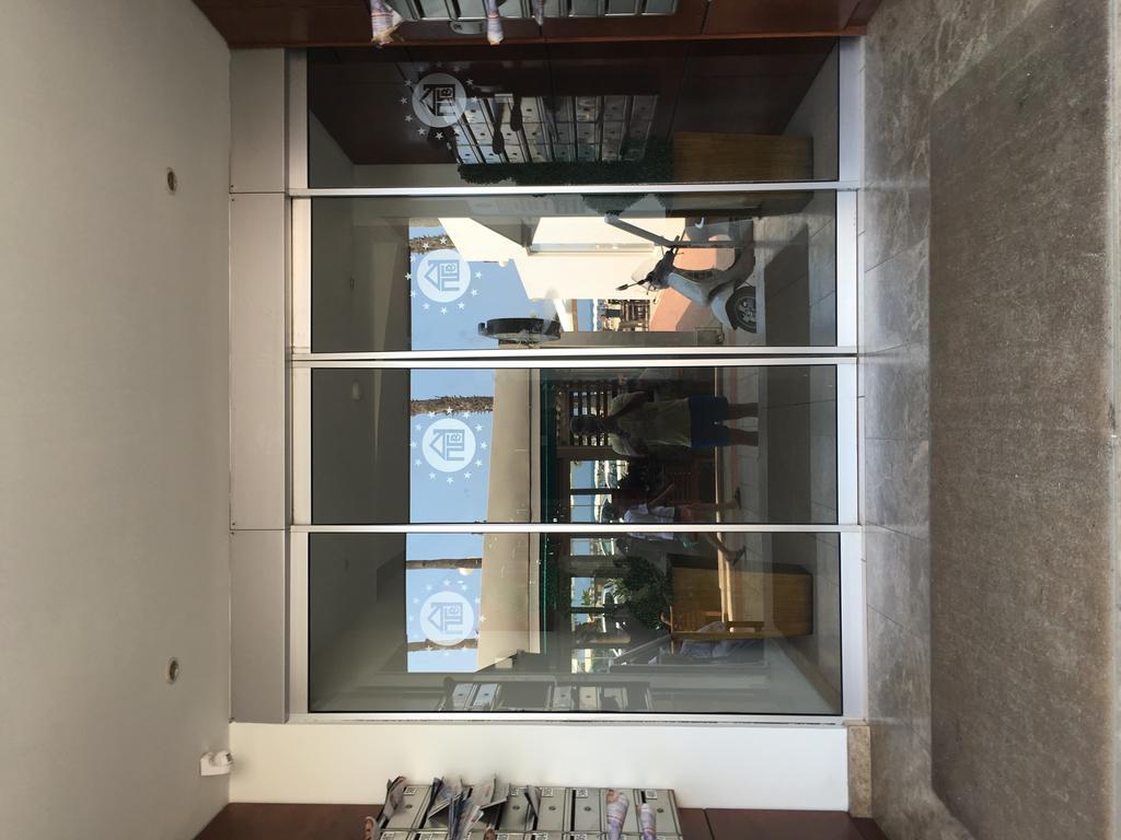 לרנקה Ithaki Phinikoudes Apartment No. 202 מראה חיצוני תמונה