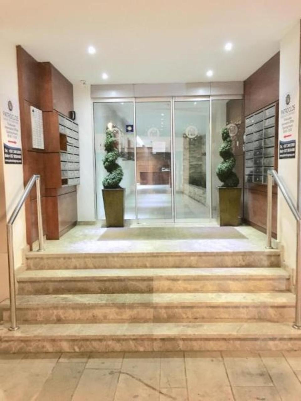 לרנקה Ithaki Phinikoudes Apartment No. 202 מראה חיצוני תמונה